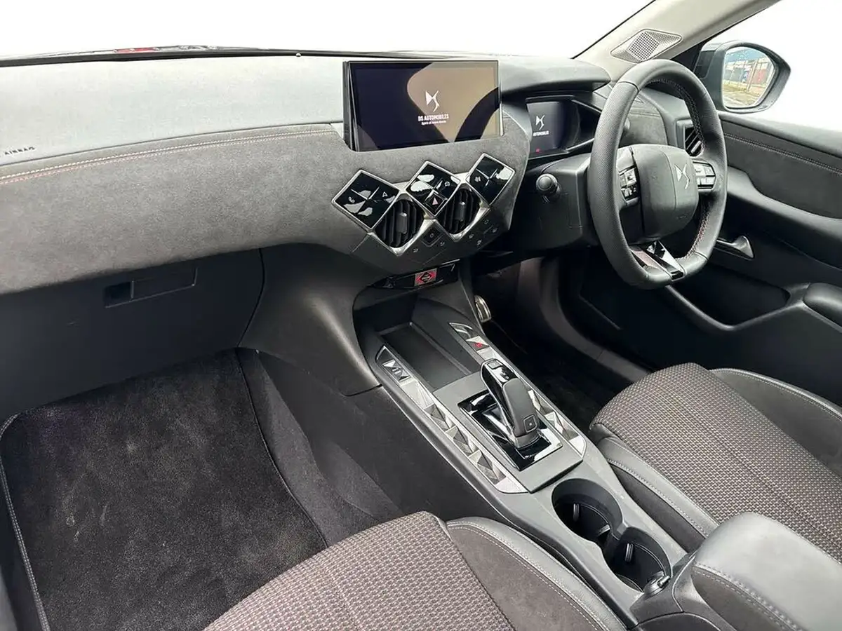 2023-ds-ds-3-crossback-12-puretech-performance-line-130ps-big-13