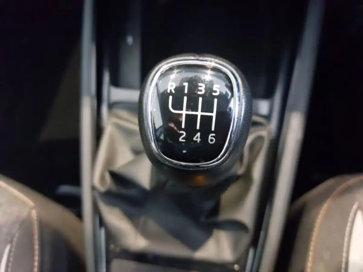 2023-skoda-kamiq-10-tsi-se-l-executive-110ps-big-15