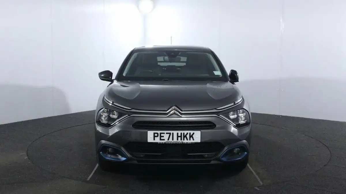 2021-citroen-c4-e-shine-plus-big-1