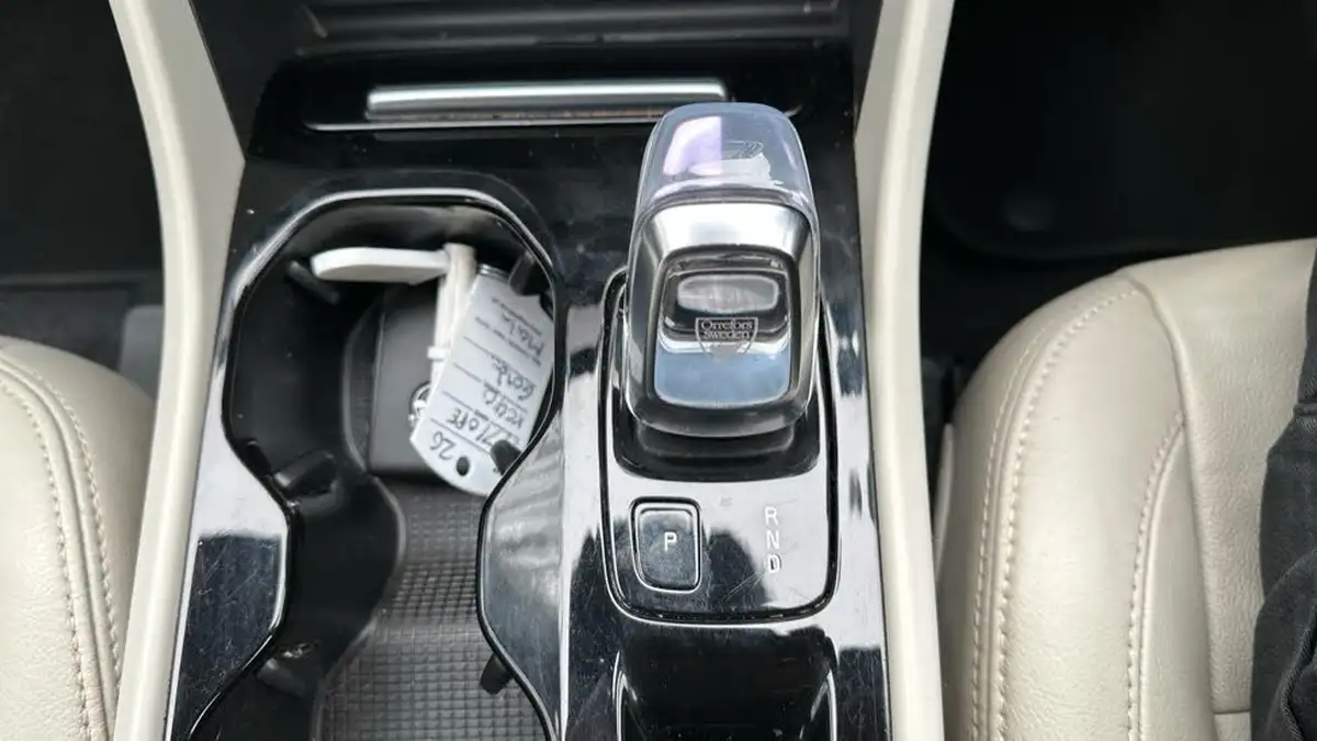 2021-volvo-xc40-15-t3-inscription-161bhp-auto-big-46