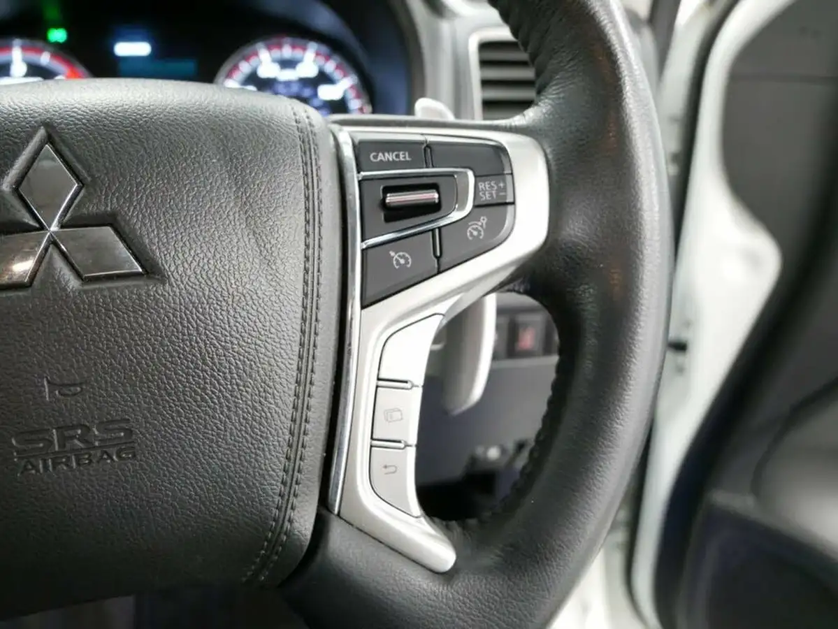 2021-mitsubishi-l200-22di-d-barbarian-auto-big-33