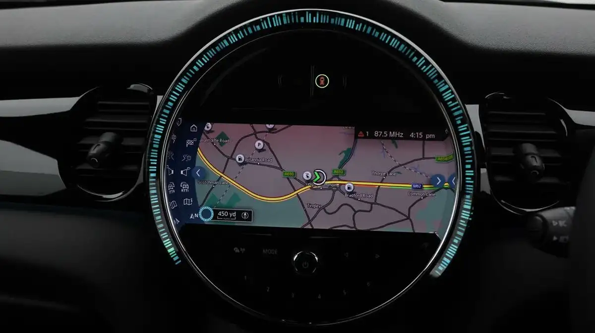 2022-mini-cooper-e-cooper-s-2-big-10