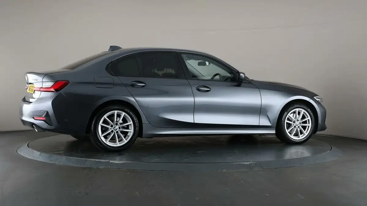 2019-bmw-3-series-20td-320d-se-190bhp-saloon-4d-sport-auto-big-57