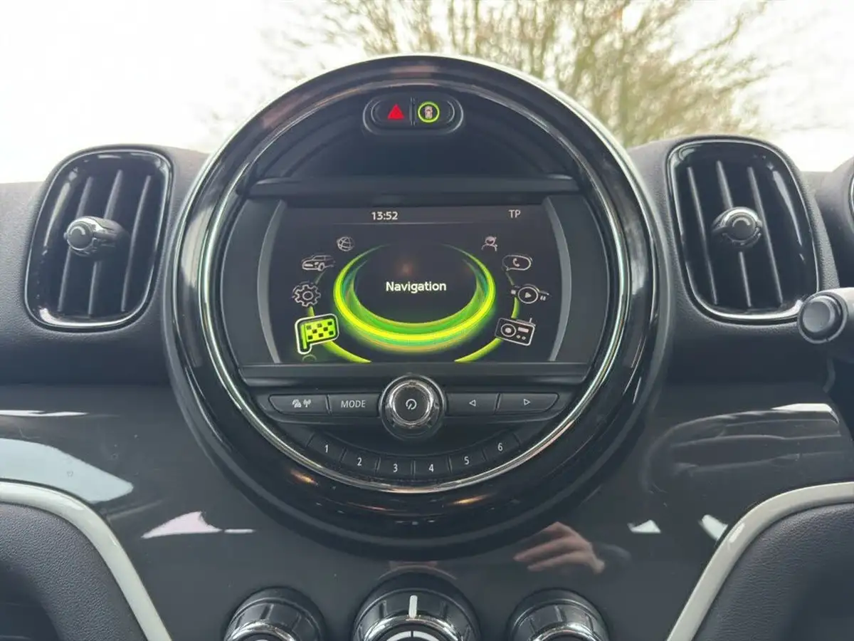 2017-mini-countryman-15-cooper-s-e-phev-ss-big-17
