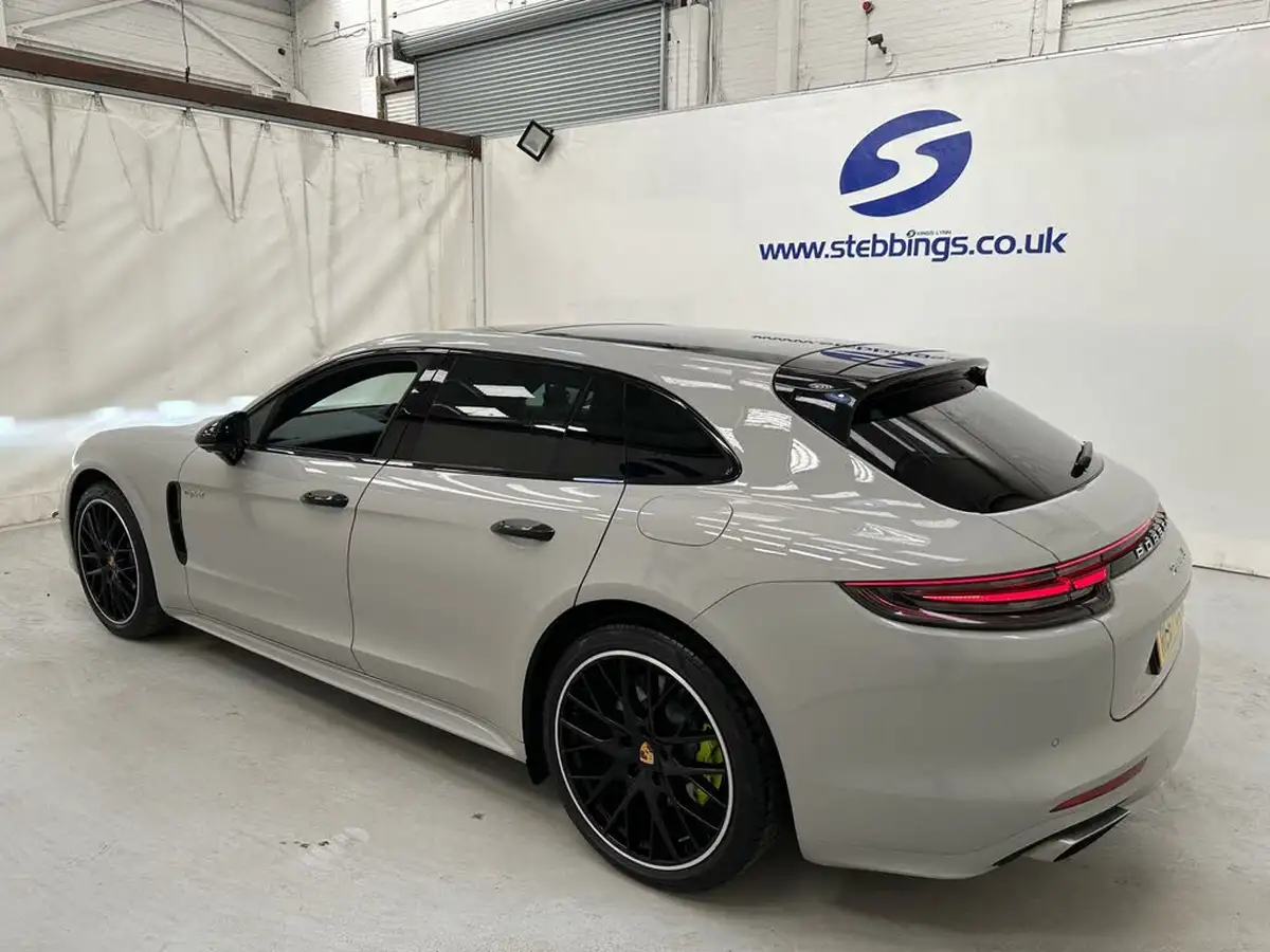 2017-porsche-panamera-29-v6-4-e-hybrid-sport-turismo-big-7