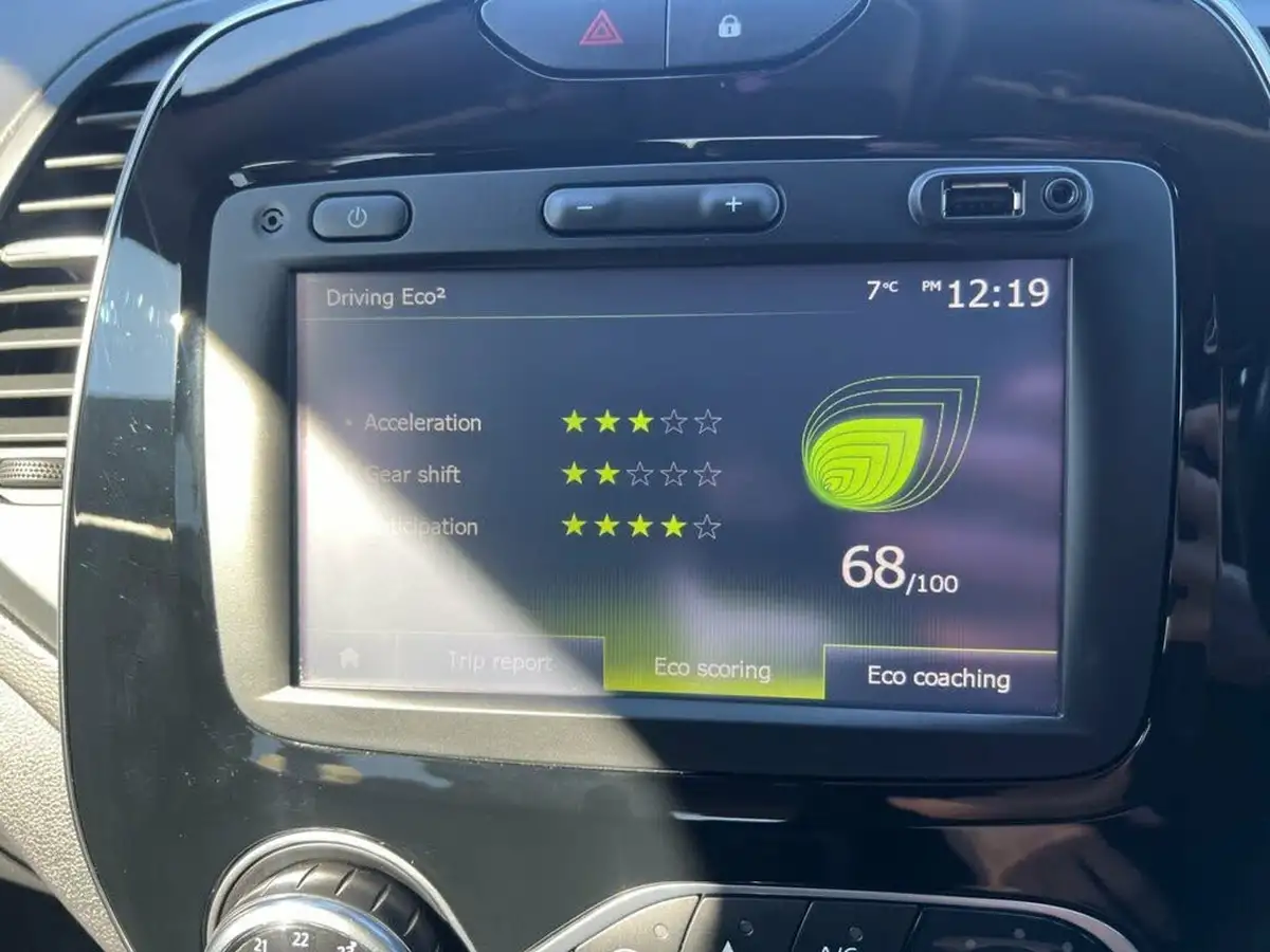 2018-renault-captur-09-tce-dynamique-s-nav-big-25
