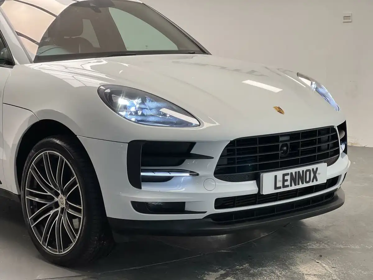 2019-porsche-macan-20-big-1