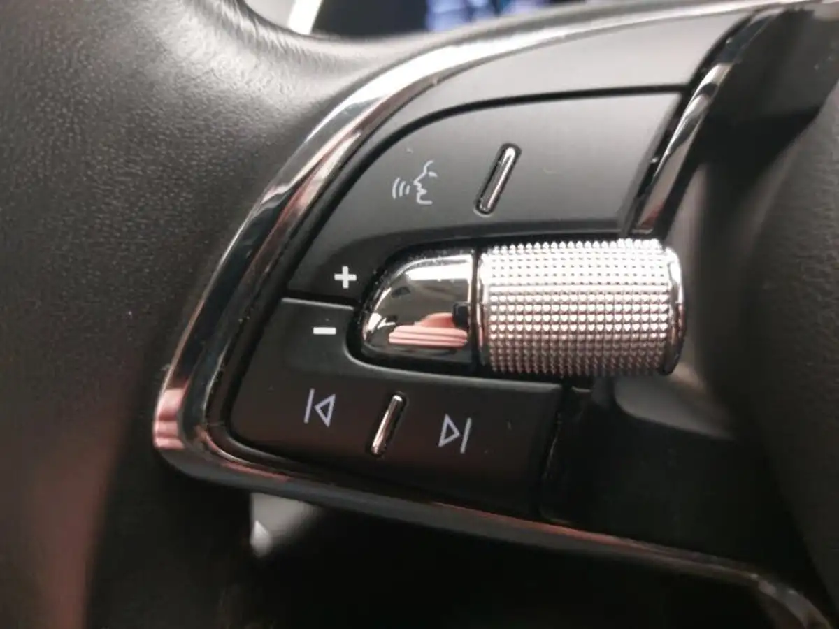 2021-skoda-octavia-10-tsi-se-technology-hatchback-big-16