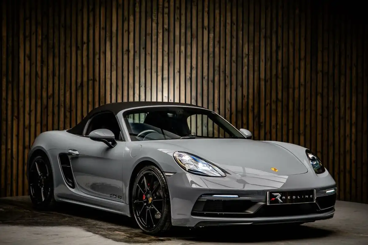 2024-porsche-boxster-718-40-boxster-gts-40-big-10