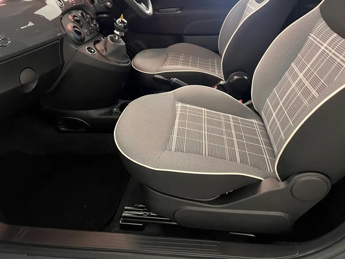 2020-fiat-500-10-lounge-big-33