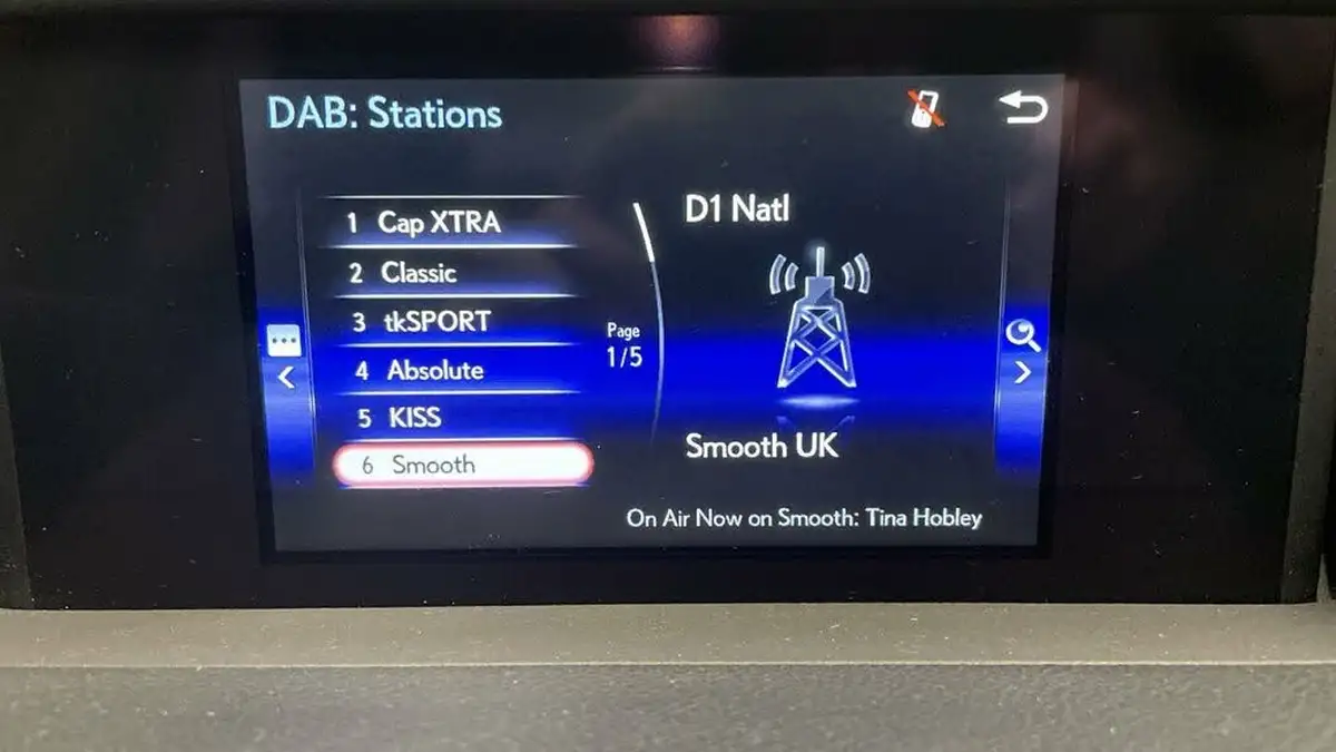 2018-lexus-is-300h-25-executive-edition-lexus-navigation-big-26