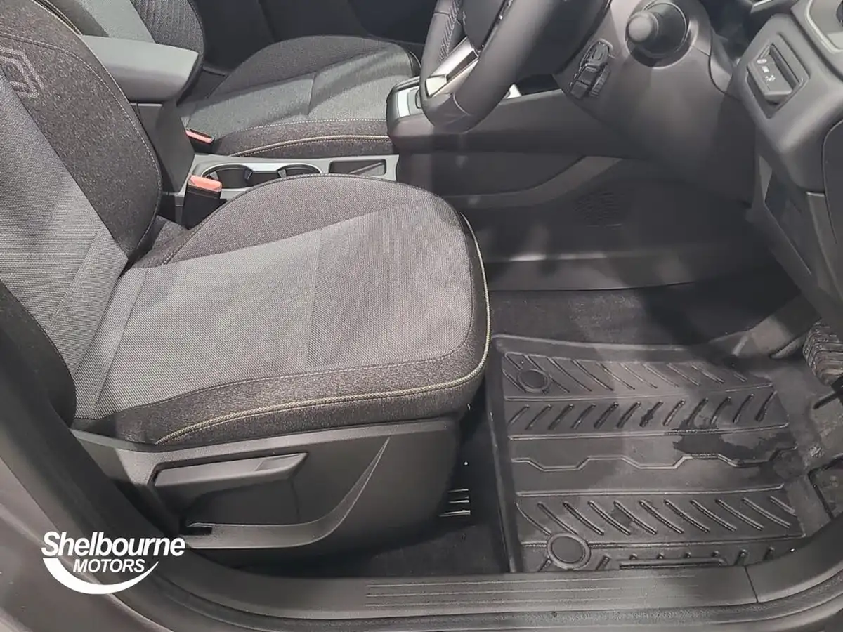 2024-renault-captur-16-techno-145ps-full-big-7