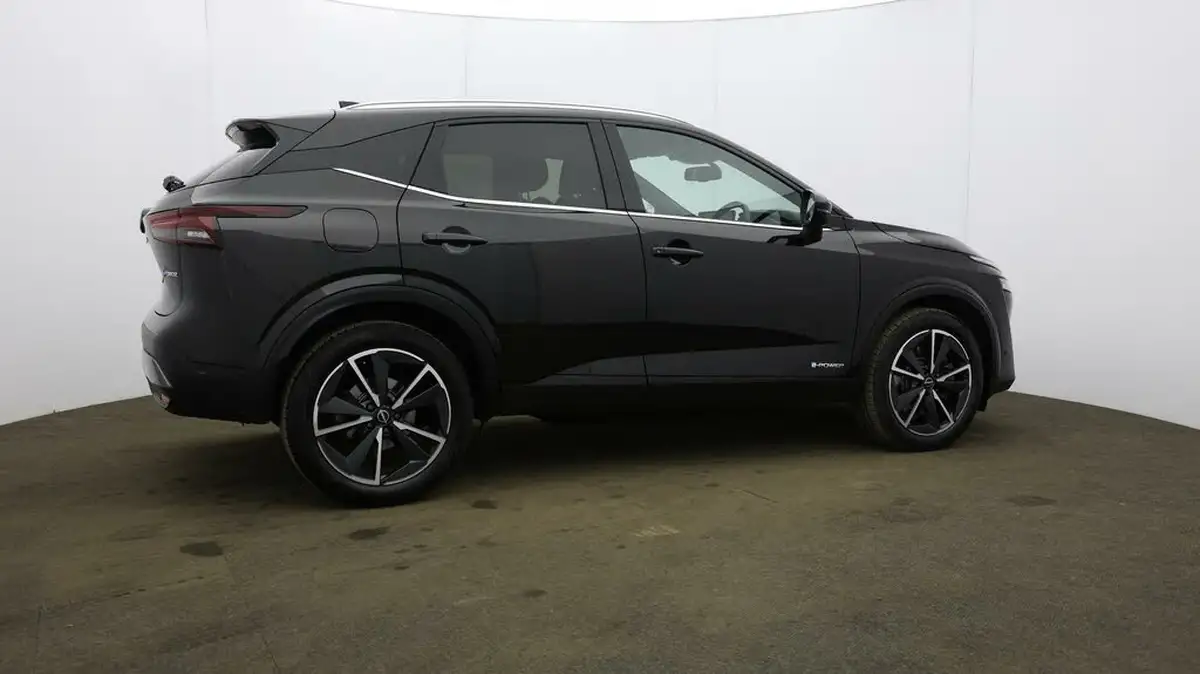 2022-nissan-qashqai-15-tekna-big-55
