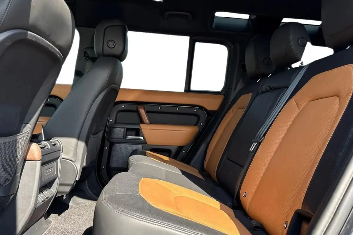 2023-land-rover-110-defender-30-d300-x-dynamic-hse-big-3