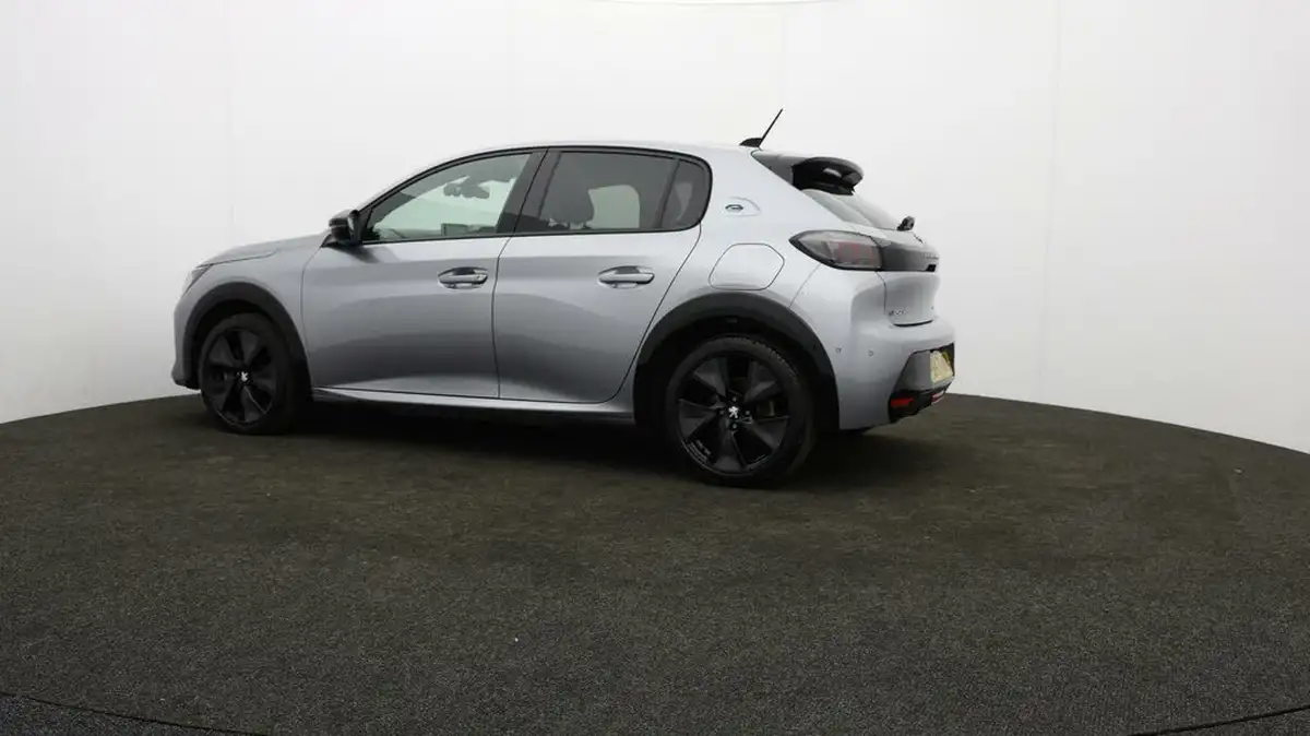 2021-peugeot-208-e-gt-50kwh-big-65
