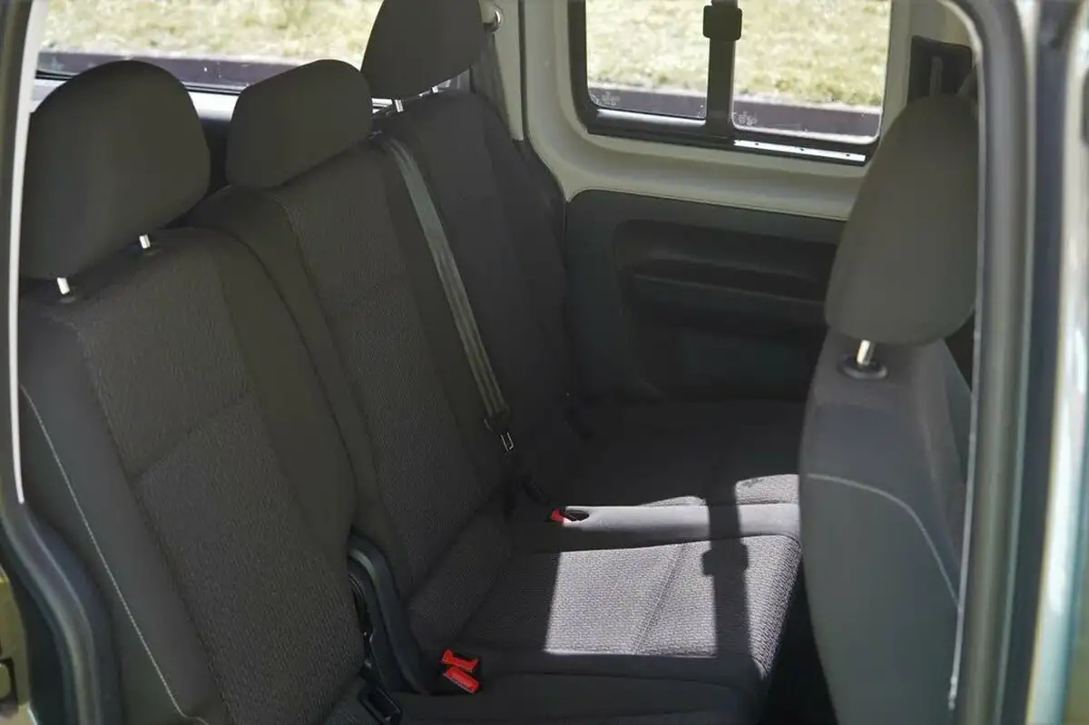 2018-volkswagen-caddy-maxi-life-20tdi-c20-102ps-dsg-big-27