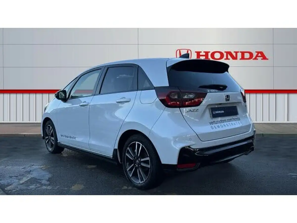 2024-honda-jazz-15-i-mmd-advance-sport-big-2