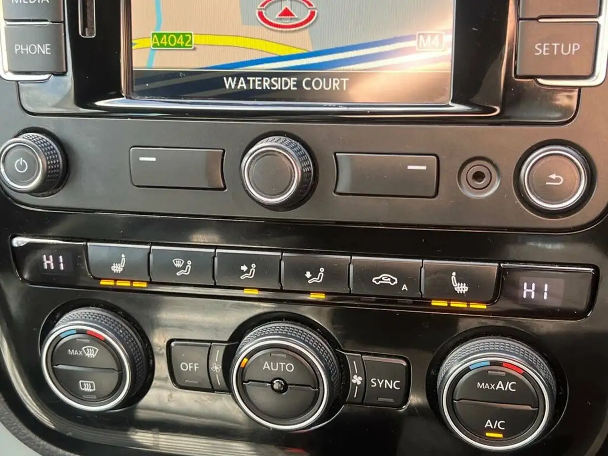 2015-volkswagen-scirocco-20tdi-r-line-184ps-big-7