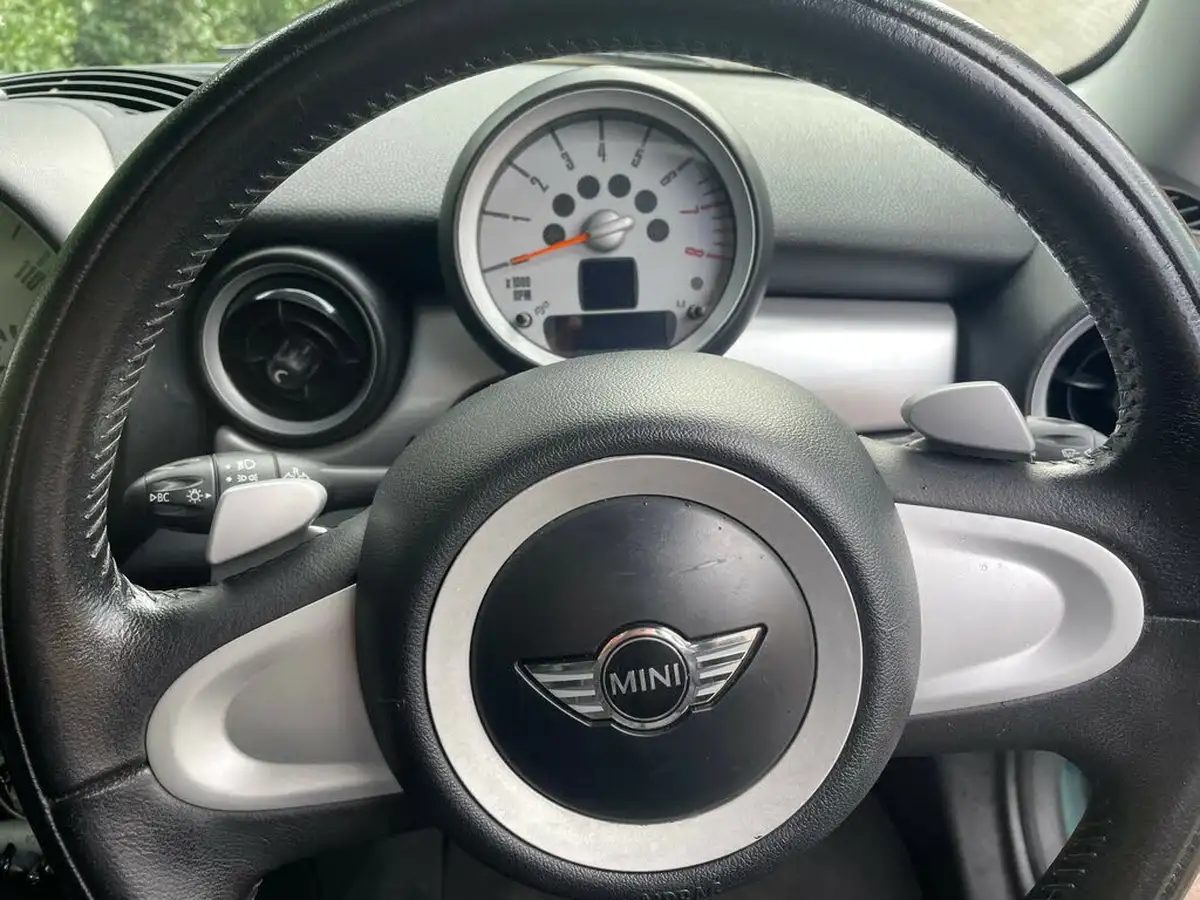 2008-mini-cooper-14-one-95bhp-auto-big-4