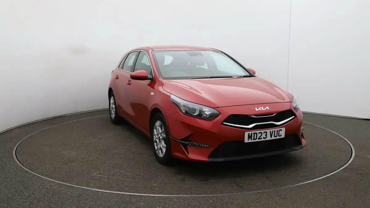 2023-kia-ceed-15-t-gdi-2-158bhp-non-adap-hatchback-big-39