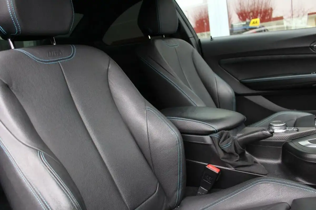 2018-bmw-2-series-30-m2-dct-big-19