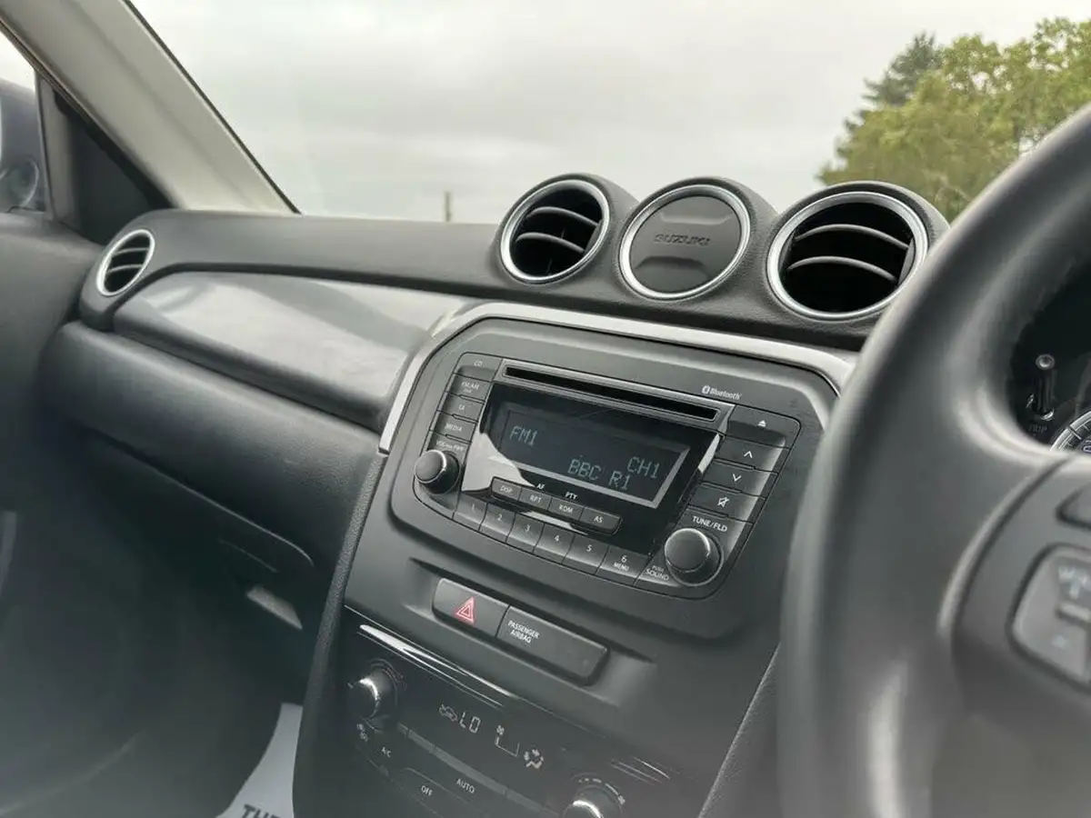2021-suzuki-vitara-14-boosterjet-sz4-big-12