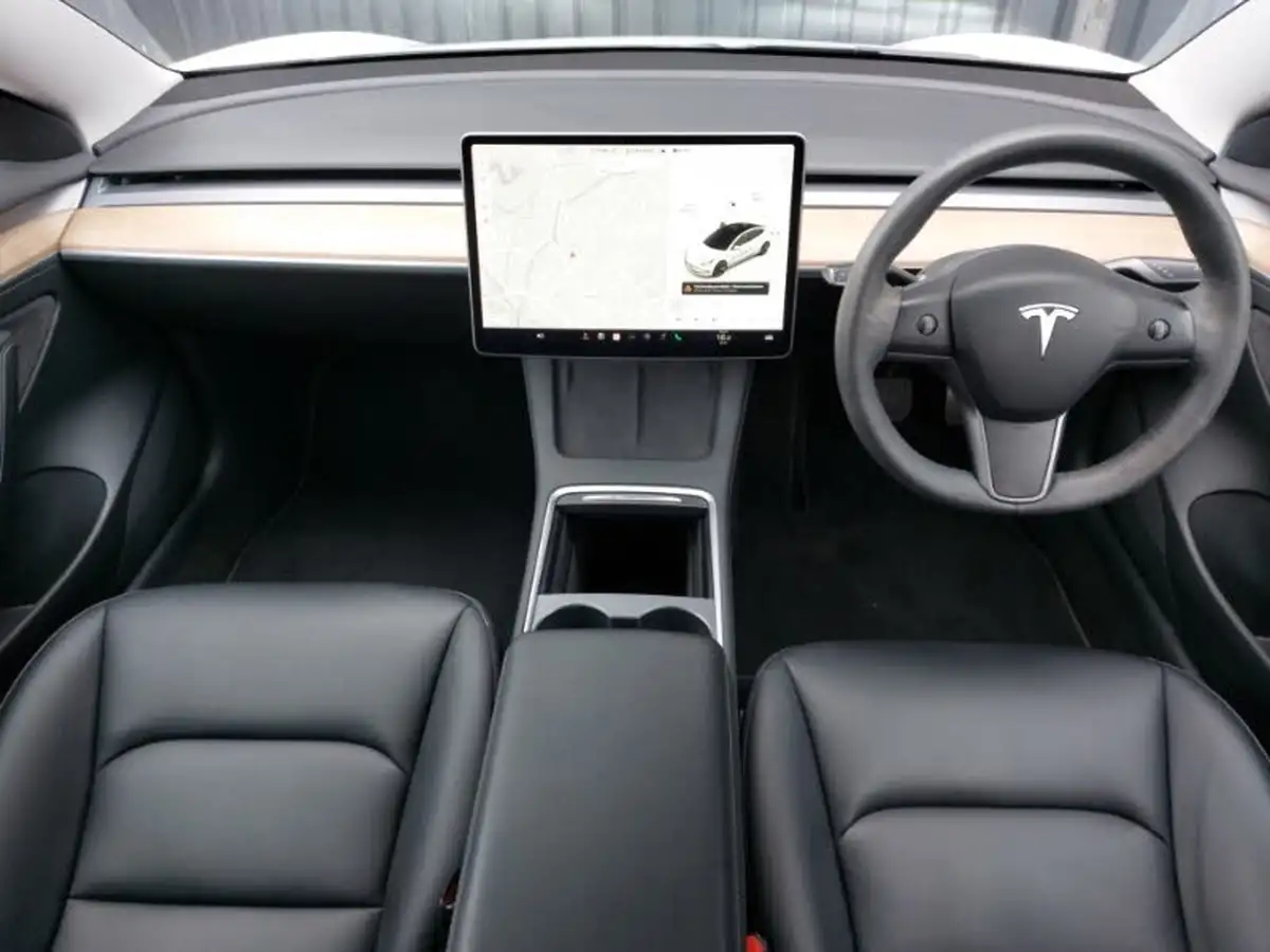 2021-tesla-model-3-e-long-range-awd-big-2
