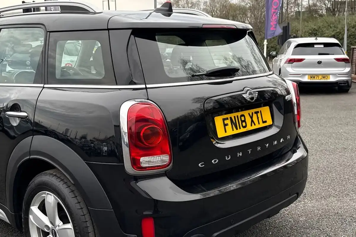 2018-mini-countryman-15-cooper-ss-all4-auto-big-7