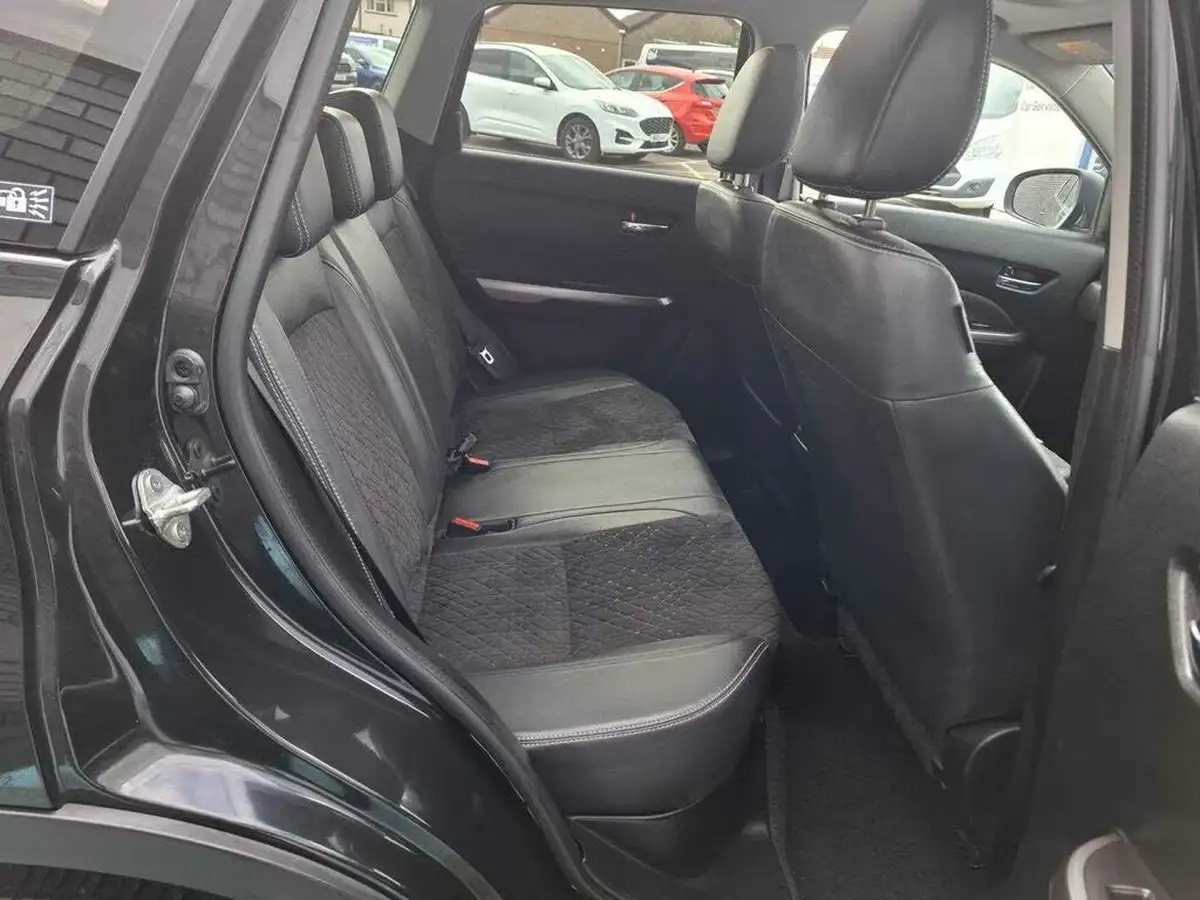 2020-suzuki-vitara-14-boosterjet-sz5-140ps-big-13