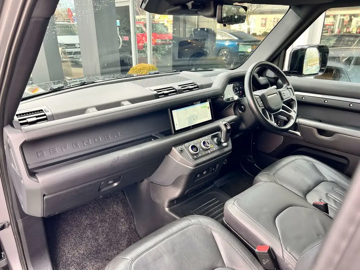 2021-land-rover-90-defender-30-d300-x-big-11