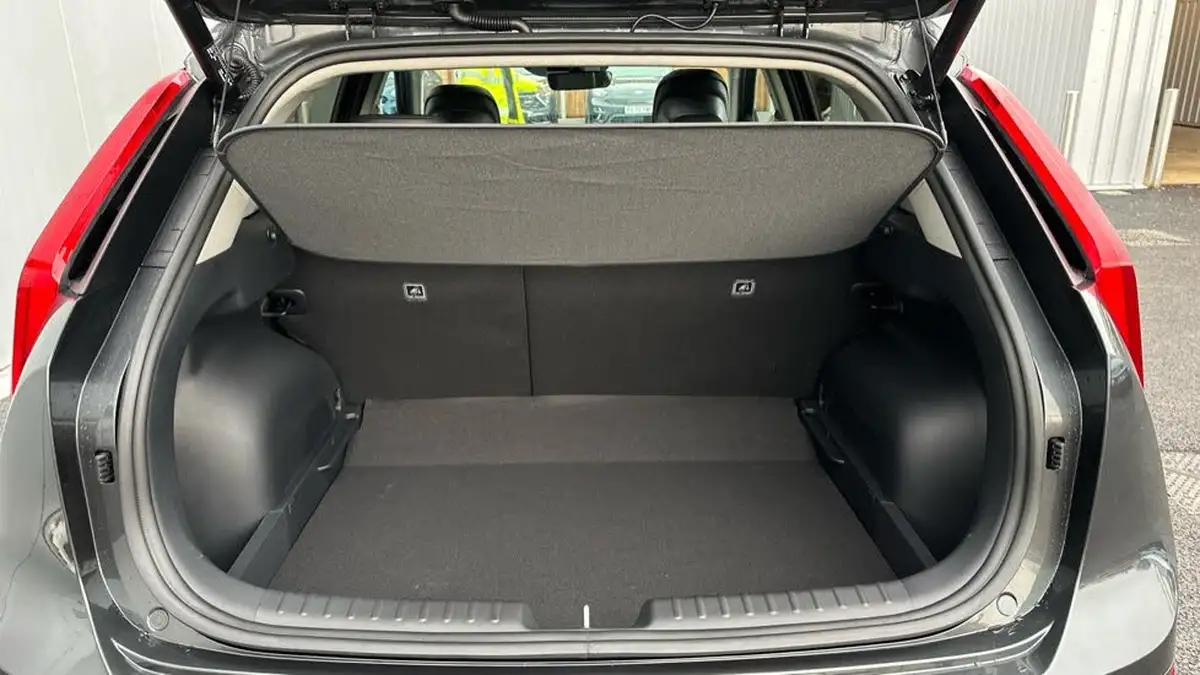 2025-kia-niro-16-gdi-4-127bhp-hev-132kwh-big-7