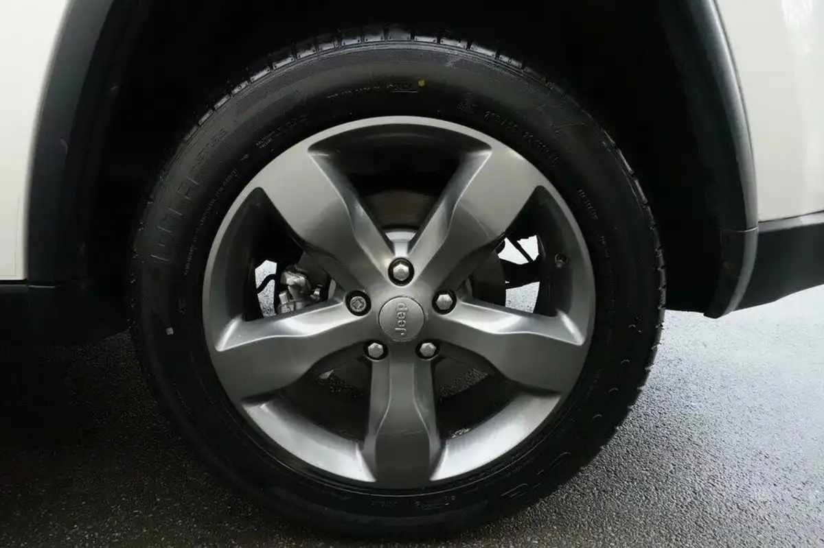 2013-jeep-grand-cherokee-30crd-overland-v6-auto-big-41