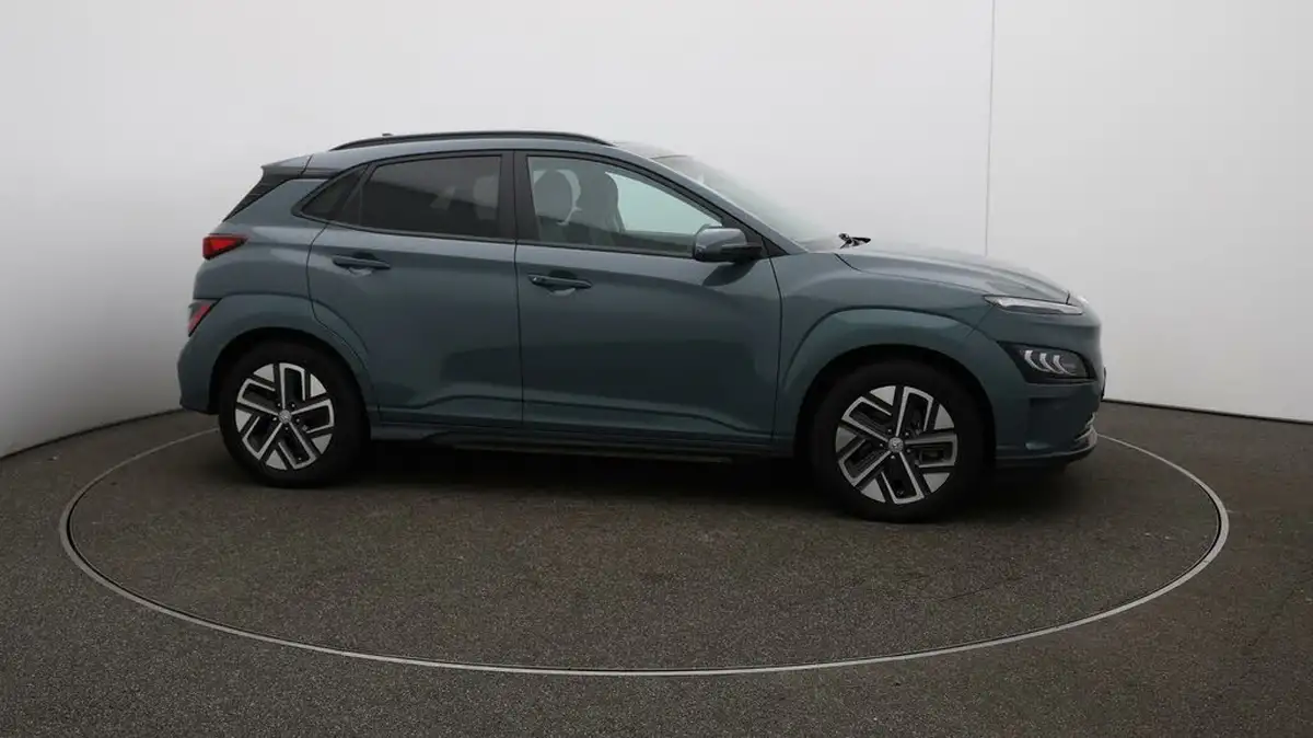 2022-hyundai-kona-e-ultimate-big-49