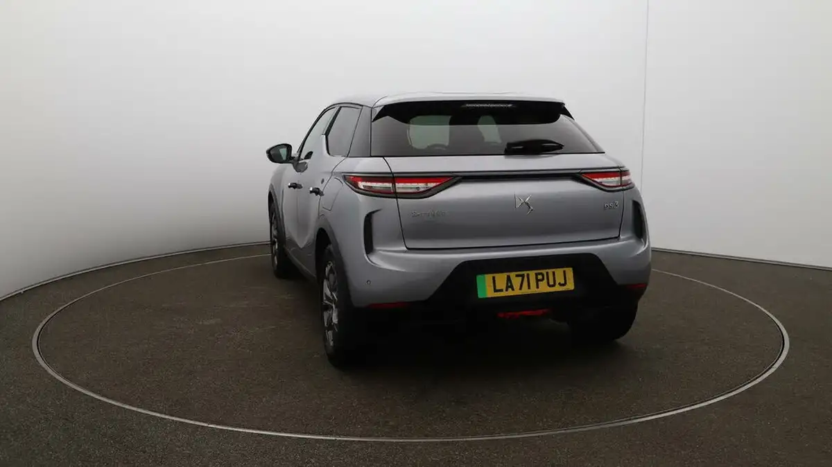2022-ds-ds-3-crossback-e-tense-bastille-big-55