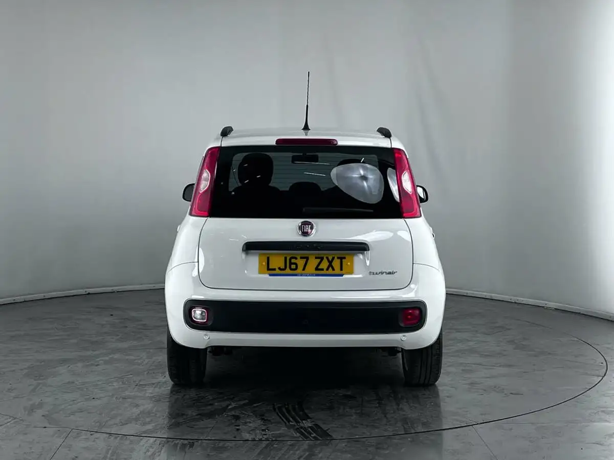 2017-fiat-panda-09-lounge-big-6