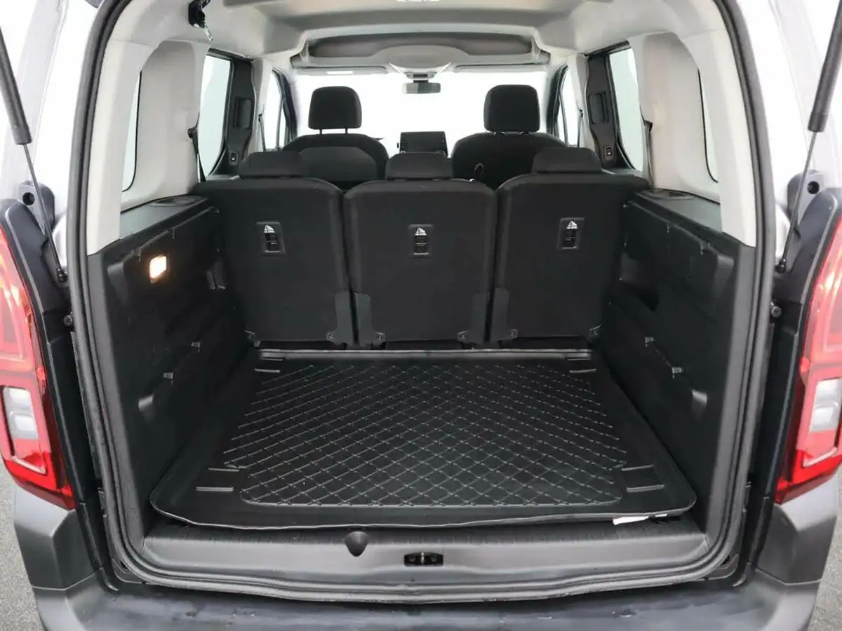 2023-citroen-berlingo-e-flair-xtr-m-size-big-6