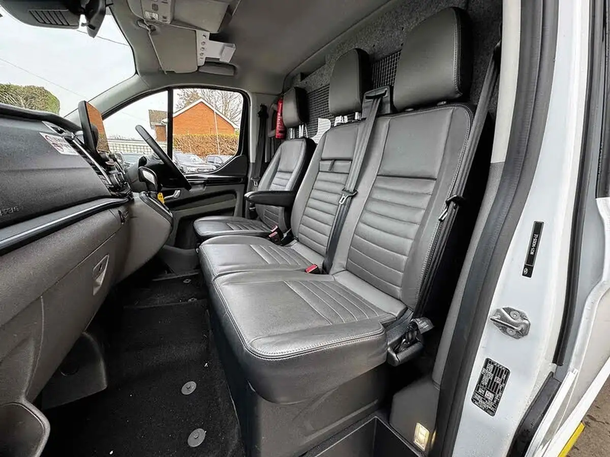 2023-ford-tourneo-custom-20tdci-320-l1-zetec-130pseu6dt-bus-8-seats-1997cc-auto-big-27