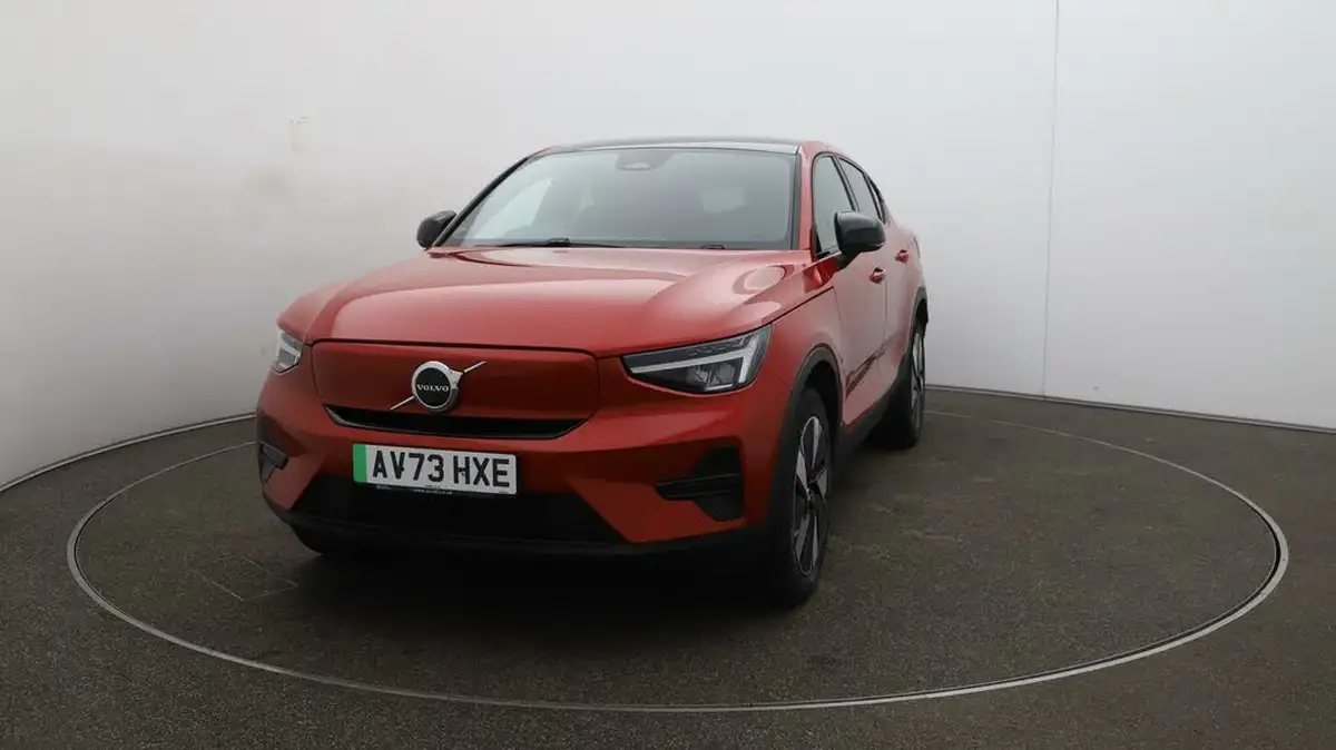 2023-volvo-c40-e-twin-recharge-core-big-36