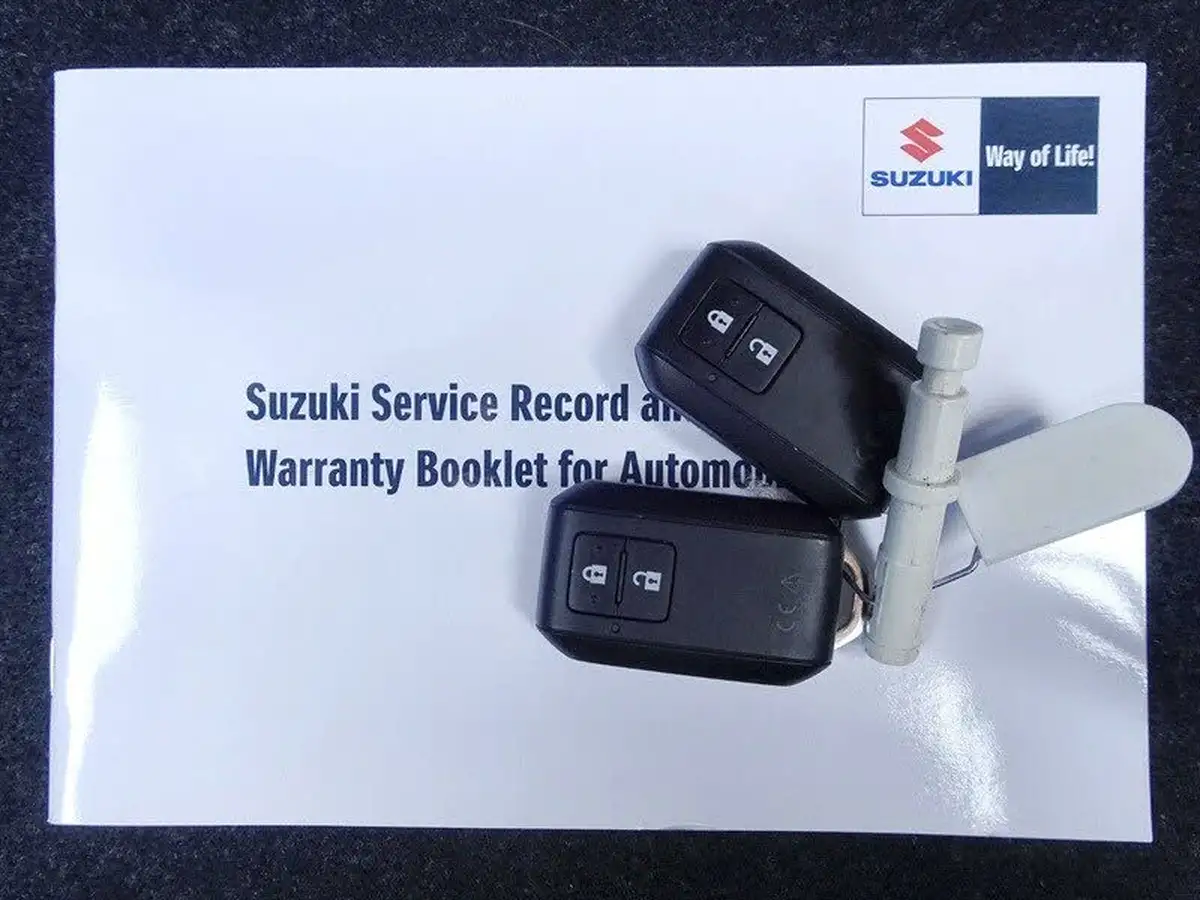 2022-suzuki-swift-12-dualjet-sz5-cvt-big-8