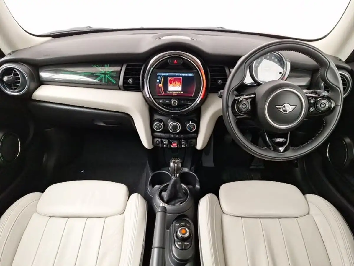 2019-mini-cooper-15-cooper-exclusive-134bhp-hatchback-3d-big-2