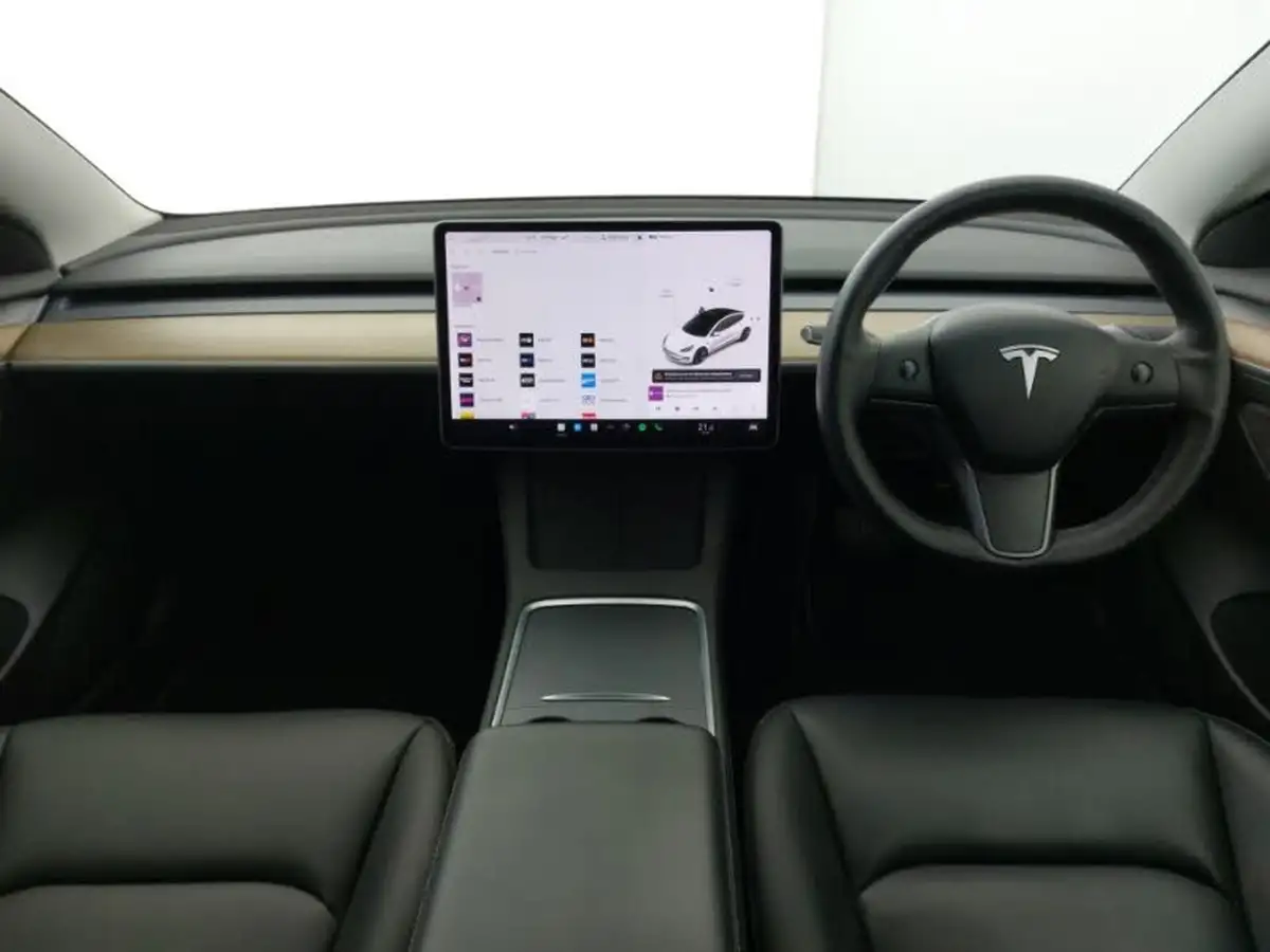 2021-tesla-model-3-e-long-range-4x4-big-2