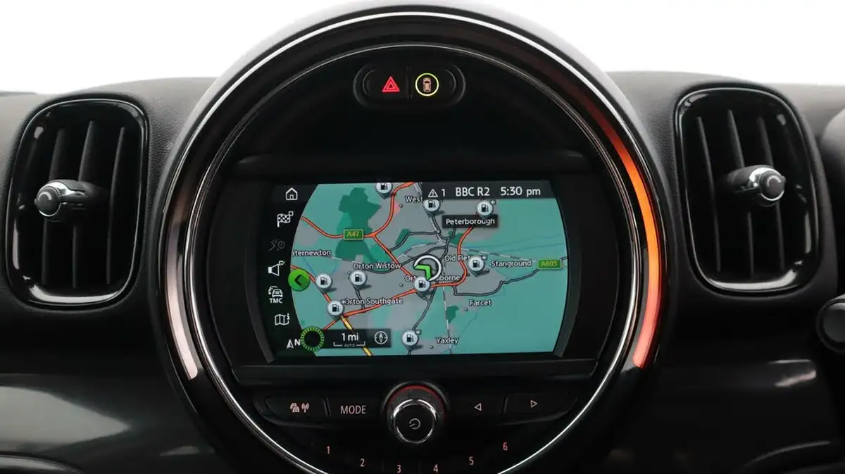 2020-mini-countryman-15-cooper-classic-auto-big-11