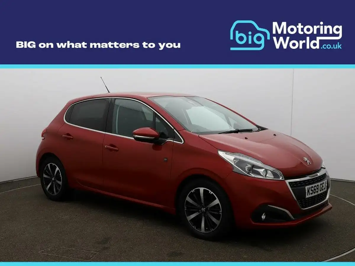 2019-peugeot-208-15-bluehdi-tech-edition-big-0