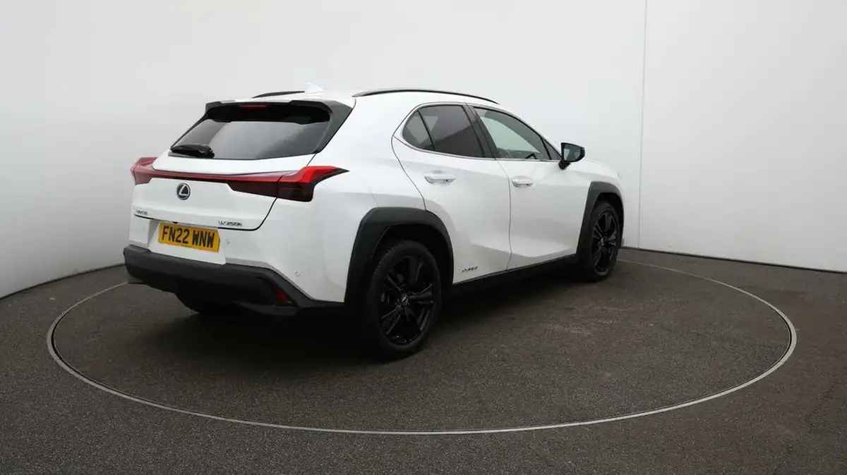 2022-lexus-ux-250h-20-ux-184bhp-without-navigation-big-7