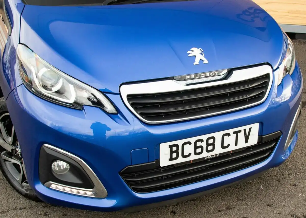 2019-peugeot-108-10-collection-hatchback-big-13