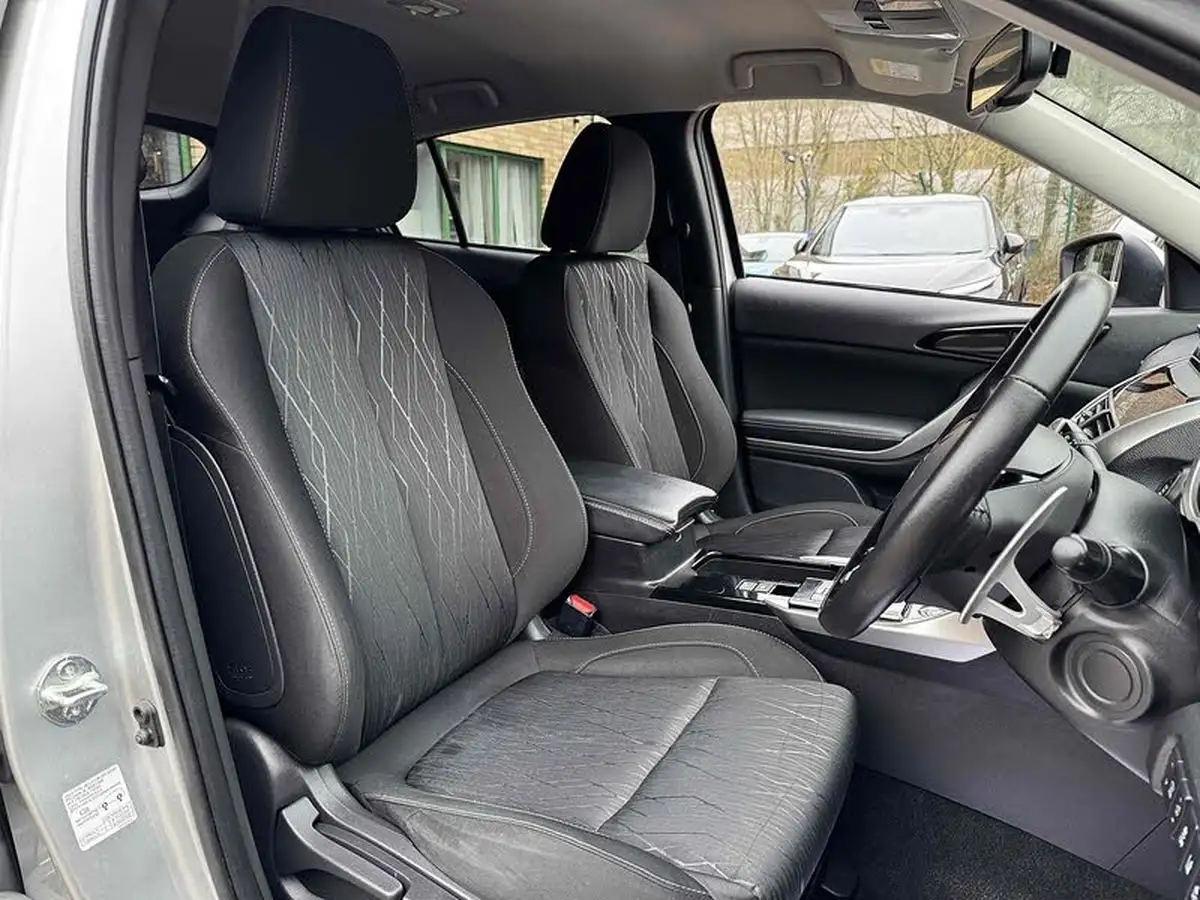 2021-mitsubishi-eclipse-cross-15-dynamic-4wd-auto-big-1