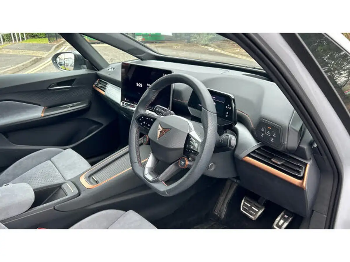 2024-cupra-born-e-v3-edition-big-5