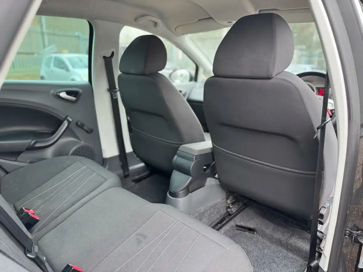 2011-seat-ibiza-12td-s-copa-ecomotive-st-estate-5d-big-25