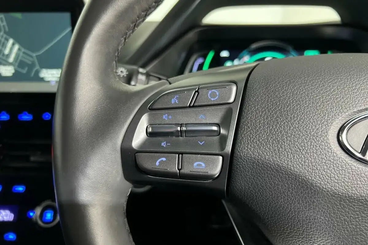 2021-hyundai-ioniq-16-gdi-premium-se-plug-in-hybrid-sunroof-big-24