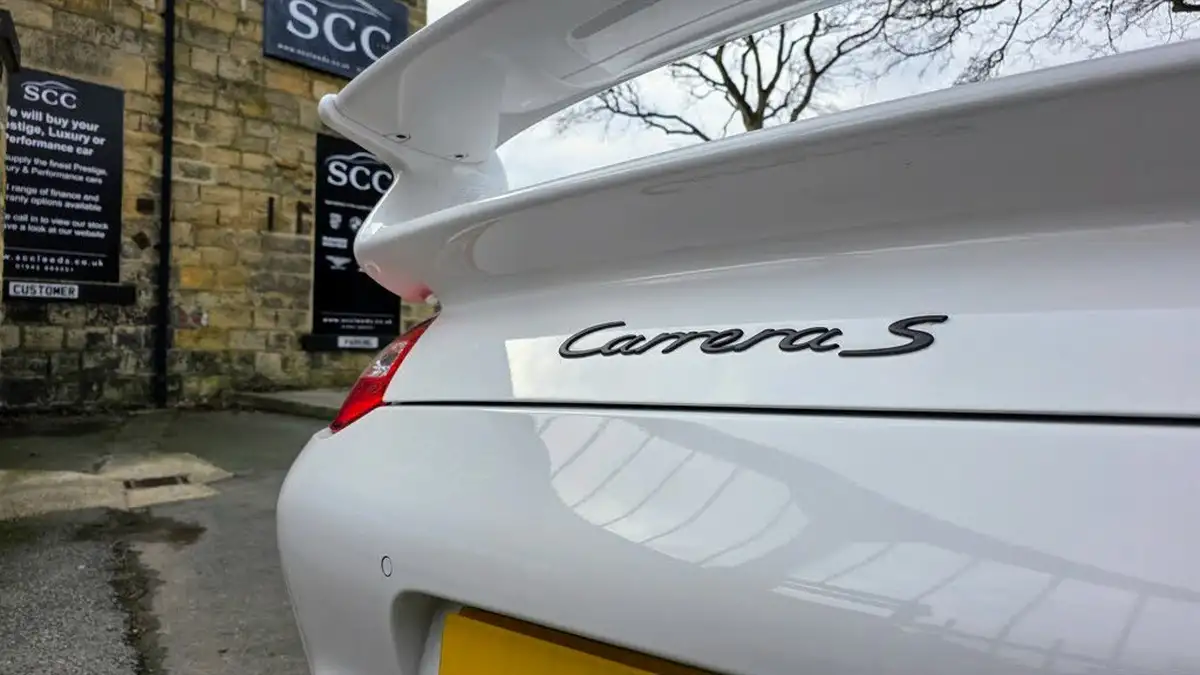 2011-porsche-911-38-carrera-s-rwd-coupe-pdk-big-10
